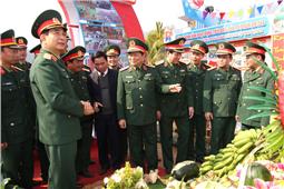 Đoàn công tác Quân ủy Trung ương, Bộ Quốc phòng hành quân về nguồn tại ATK Định Hóa và dự Ngày hội Văn hóa quân dân